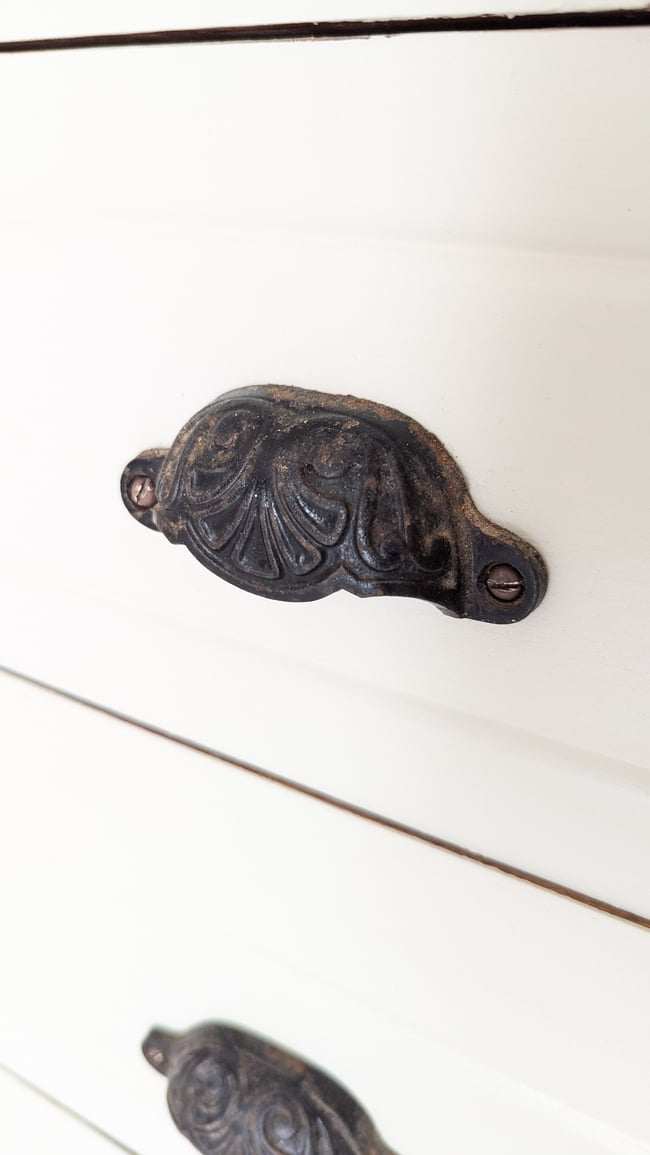 Armoire parisienne 💛 