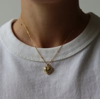 Image 2 of HEART PENDANT NECKLACE IN GOLD