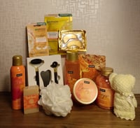 Image 2 of Sun Kissed Bathing Gift Set 