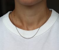 Image 2 of SPIRAL CHAIN NECKLACE IN SILVER