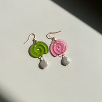 Image of pearly swirly earrings
