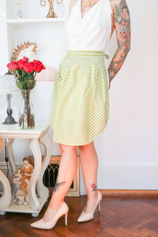 Image of Vintage Handmade Apple Green Gingham Half Waist Apron 