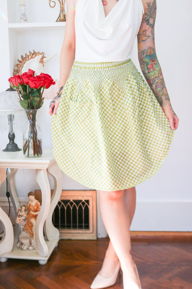Image of Vintage Handmade Apple Green Gingham Half Waist Apron 