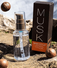 Image 2 of MACADAMIA OIL
