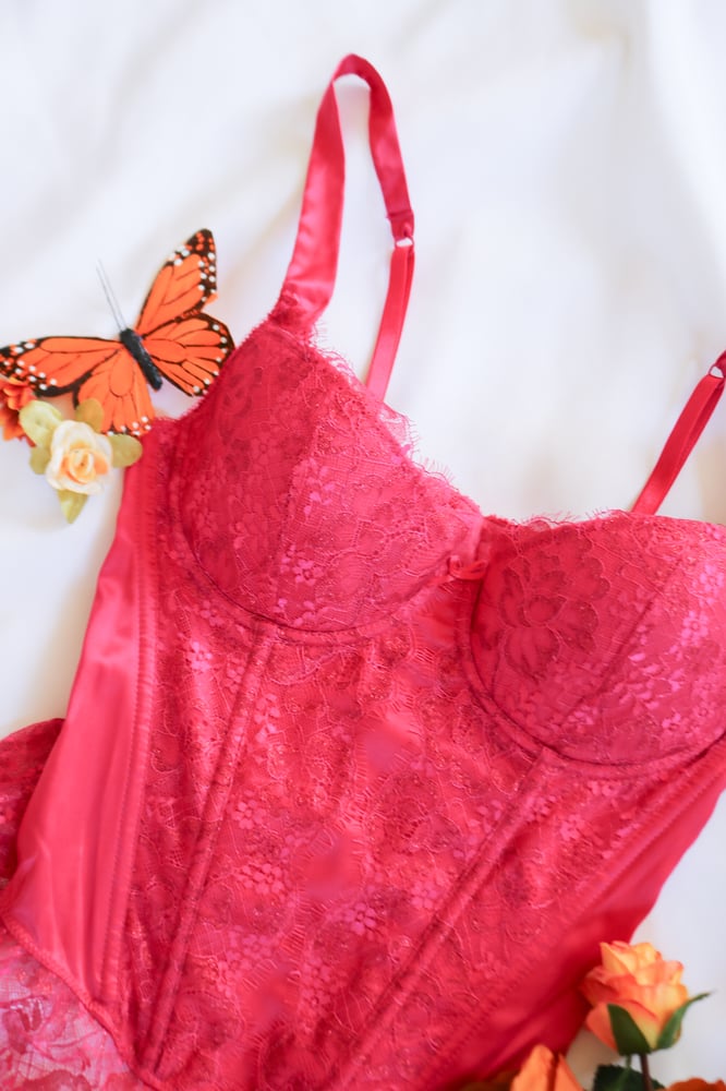 Image of Early 2000s VS Sexy Little Things Hot Pink Bustier (34C)