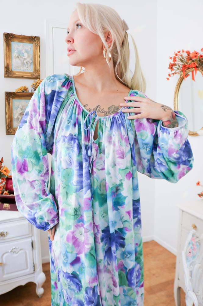 Image of STUNNING Velrose Garden Princess Floral Nightgown (2X)