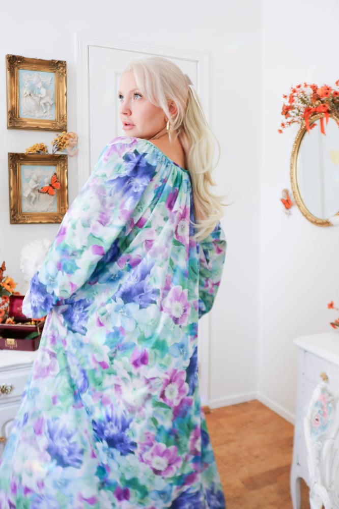 Image of STUNNING Velrose Garden Princess Floral Nightgown (2X)