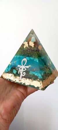 Image 1 of Pyramide-lampe Égyptienne : clé de Vie & Œil d'Horus 