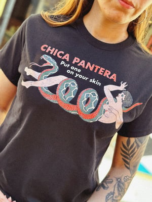 Chica Pantera T-shirt - Snake Girl