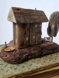 Image 1 of Driftwood cabin ( cabins , sea )