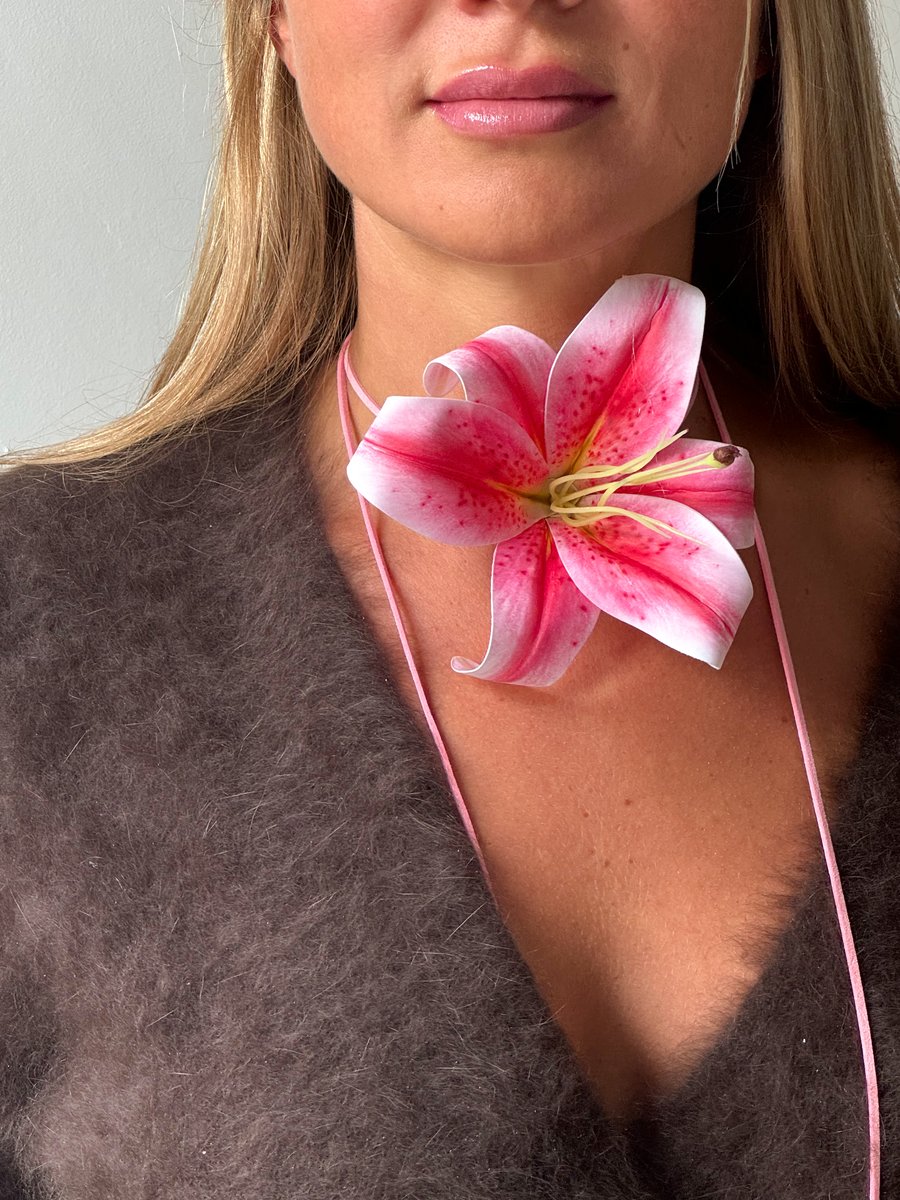 lily choker | Operose store