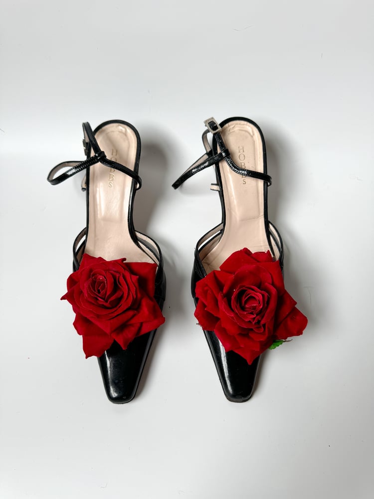 Image of rose shoe clips 