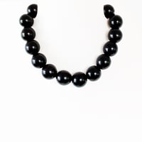 Beaded necklace_matte black