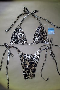 Image 2 of ♲ Leopard Bikini Set - XL Top / L Bottom 