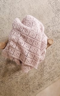 Image 2 of Châle Carmin PDF