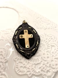 Image 2 of BROCHE 1