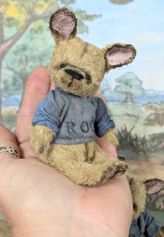 Image of "ROO" - a Teenie-Weenie 4" classic style baby Kanga-ROO by. Whendis Bears...