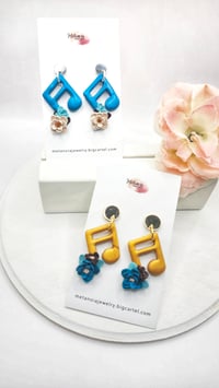 Image 1 of Earrings | Aretes Doble Corchea (2 color)