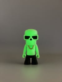 Image 2 of Skulz 5in Artist Series: Radioactive Griff