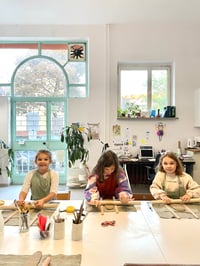 Image 5 of SENSORYCZNA GLINA -  warsztaty dla dzieci / nabór na semestr letni 2026