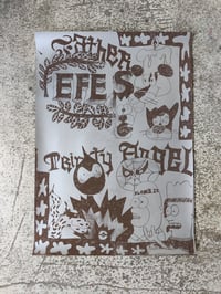 Efes in silver on brown