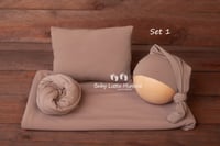 Image 2 of Julia taupe set