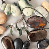 Image 3 of Mistletoe Pendant 245€TTC