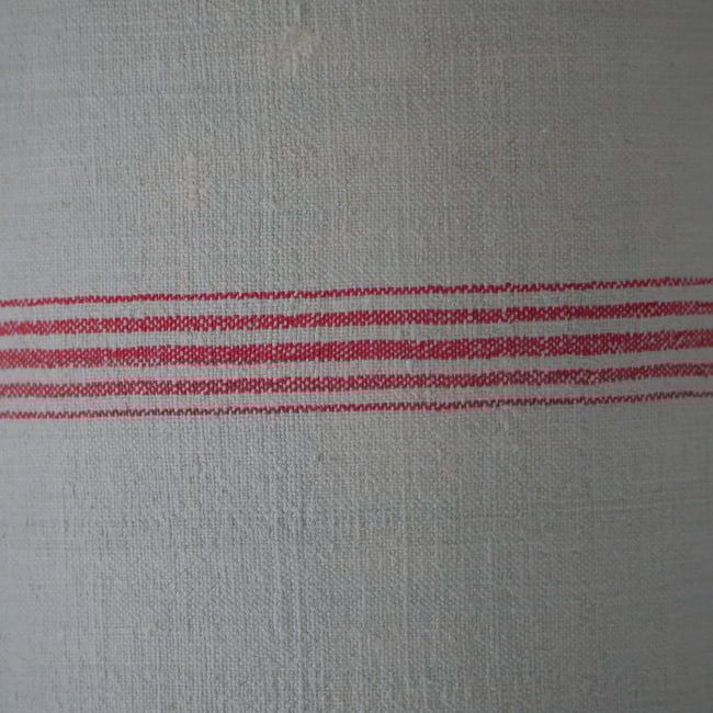 25cm Antique Grain Sack Drum Lamp Shade - Red 01