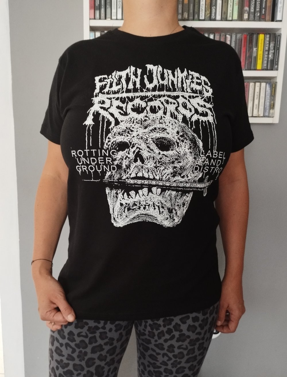 PRE-ORDER !!!  FILTH JUNKIES MERCHANDISE T-Shirt + "Needle Crusher" TOTE BAG !!