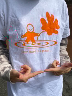 heart portal shirt (white) 