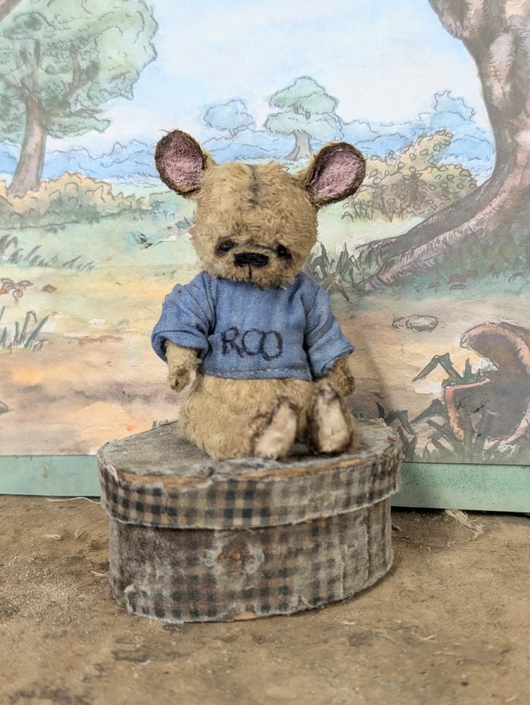 Image of "ROO" - a Teenie-Weenie 4" classic style baby Kanga-ROO by. Whendis Bears....