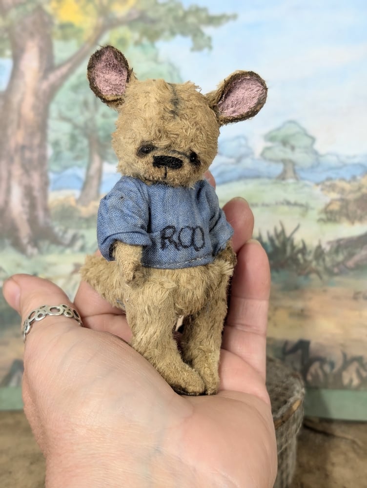 Image of "ROO" - a Teenie-Weenie 4" classic style baby Kanga-ROO by. Whendis Bears....