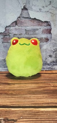 Image 1 of Small frog pillow friend
