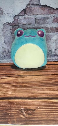 Image 3 of Small frog pillow friend