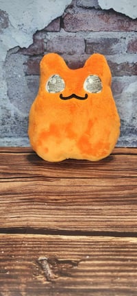 Image 3 of More small kitty pillows