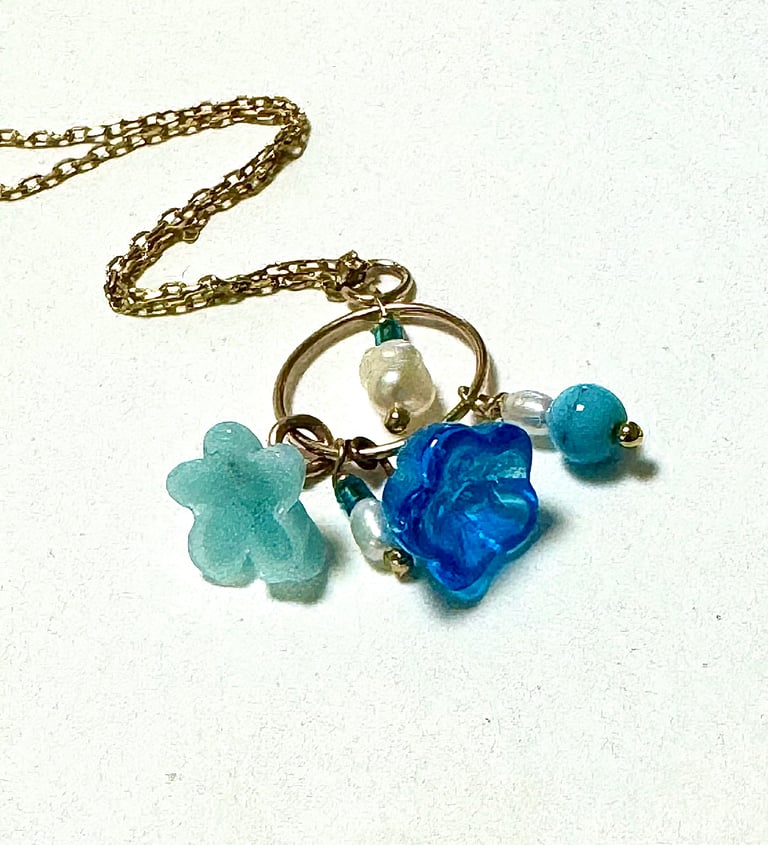 Vintage handblown blue venetian bead and freshwater pearl necklace