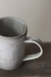 Image 3 of mug no. 2