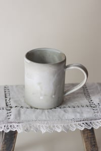 Image 2 of mug no. 2