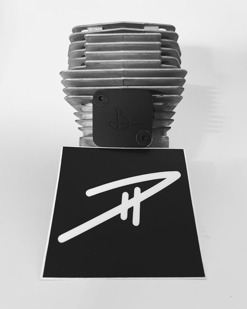 Pennock Ported CR460/CR470 Cylinder Kit | M. B. Products