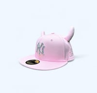 Image 3 of Light Pink - Yankees Fitted