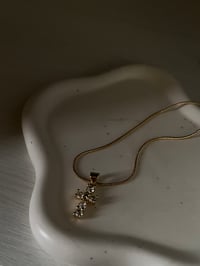 Image 1 of Cruz