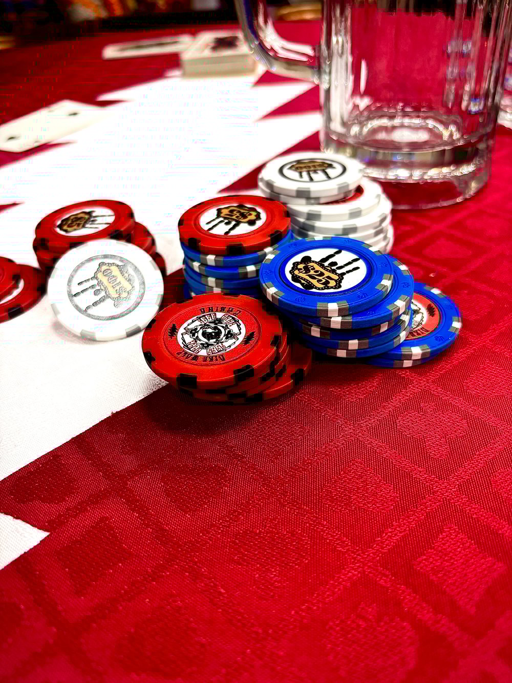 Image of Dire Wolf Casino Poker Chip set with box