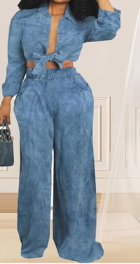 Image 2 of Casual crop set