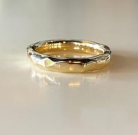 Gold wedding ring
