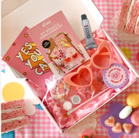 Image 1 of Adults DIY Craft Bedazzle Sunnies Kit - PINK LOVE HEART