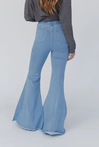 Image 4 of Signature Flares Light Denim