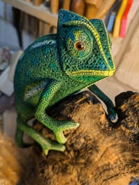 Image of Chameleon Carving