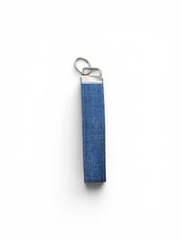 Wristlet keychain 