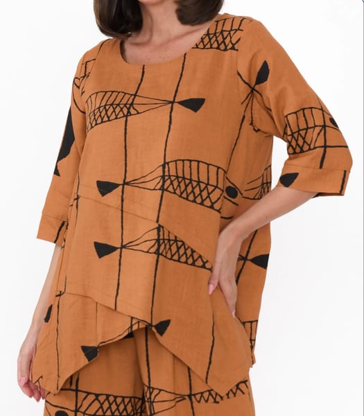 Image of Asymmetrical Linen/Cotton Top - Fish Print Tan