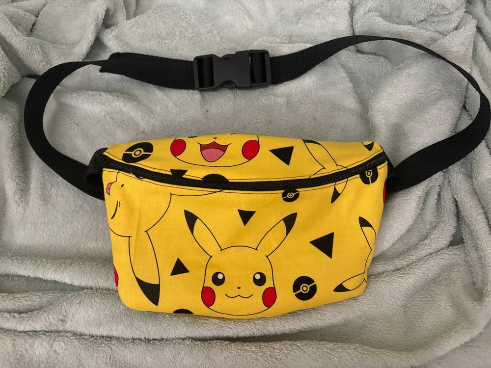 Image of Electric Mouse Fanny Pack